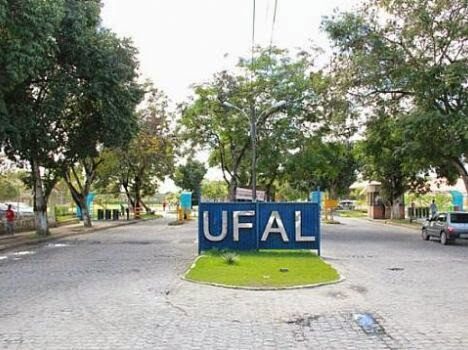 ufal-4130711