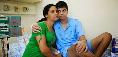 jovem2be2bsua2bm25c325a3e-4753614