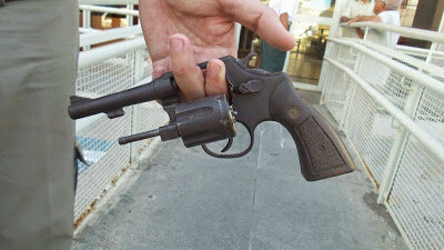 revolver-8332552