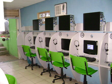 vendo-lan-house-goiania-go-brasil__17c2a7_1-4310273