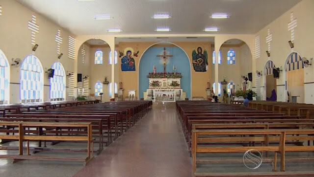 igreja2b1-9053037