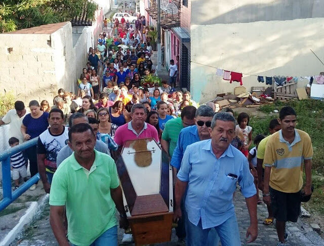 sepultamento2bde2bblogueiro-5669593