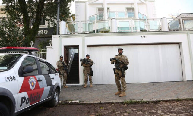 operacao-lava-jato-na-casa-de-lula-2-9475533