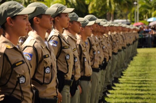 policiais-4828916