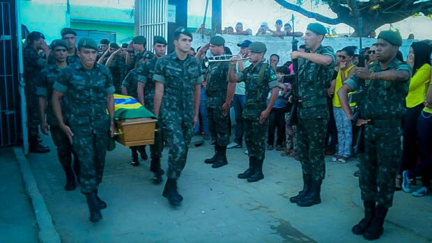 sepultamento-soldado-do-exercito-4040273