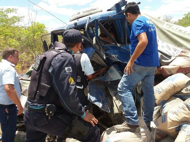 carga2bde2bcimento-2180866
