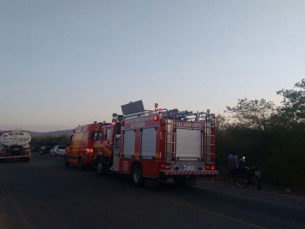 bombeiros2b3-9737897