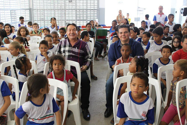 isaias-escola-5275600